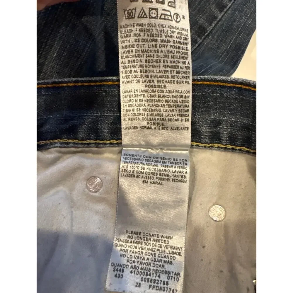 Levis levis 559