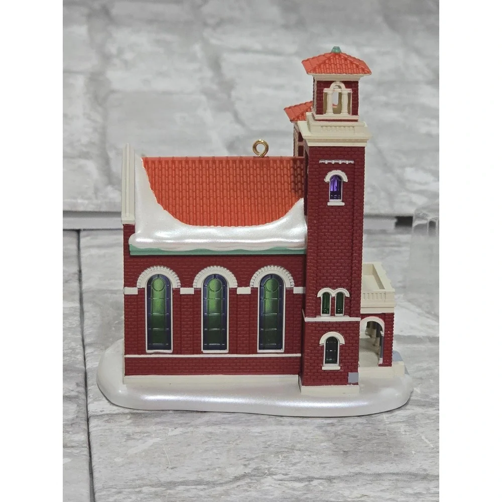 Hallmark keepsake ornament