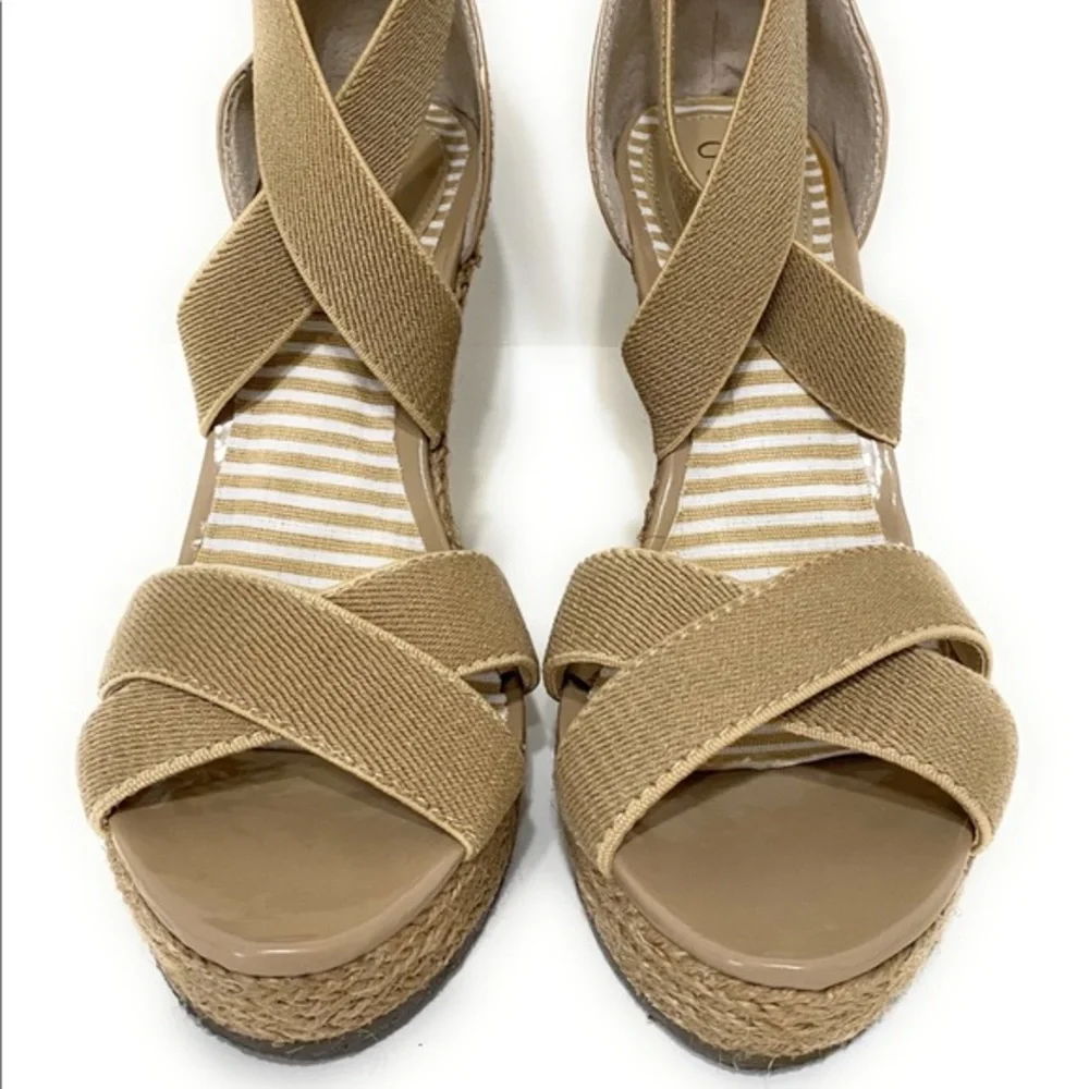 Guess beige penelope