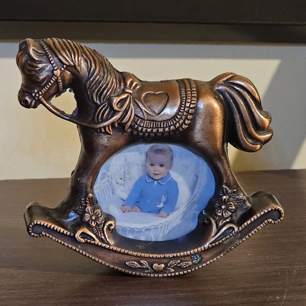 Vtg 70s Bronze Rocking Horse 3D Picture Frame‎ Aged Patina Nursery Functions