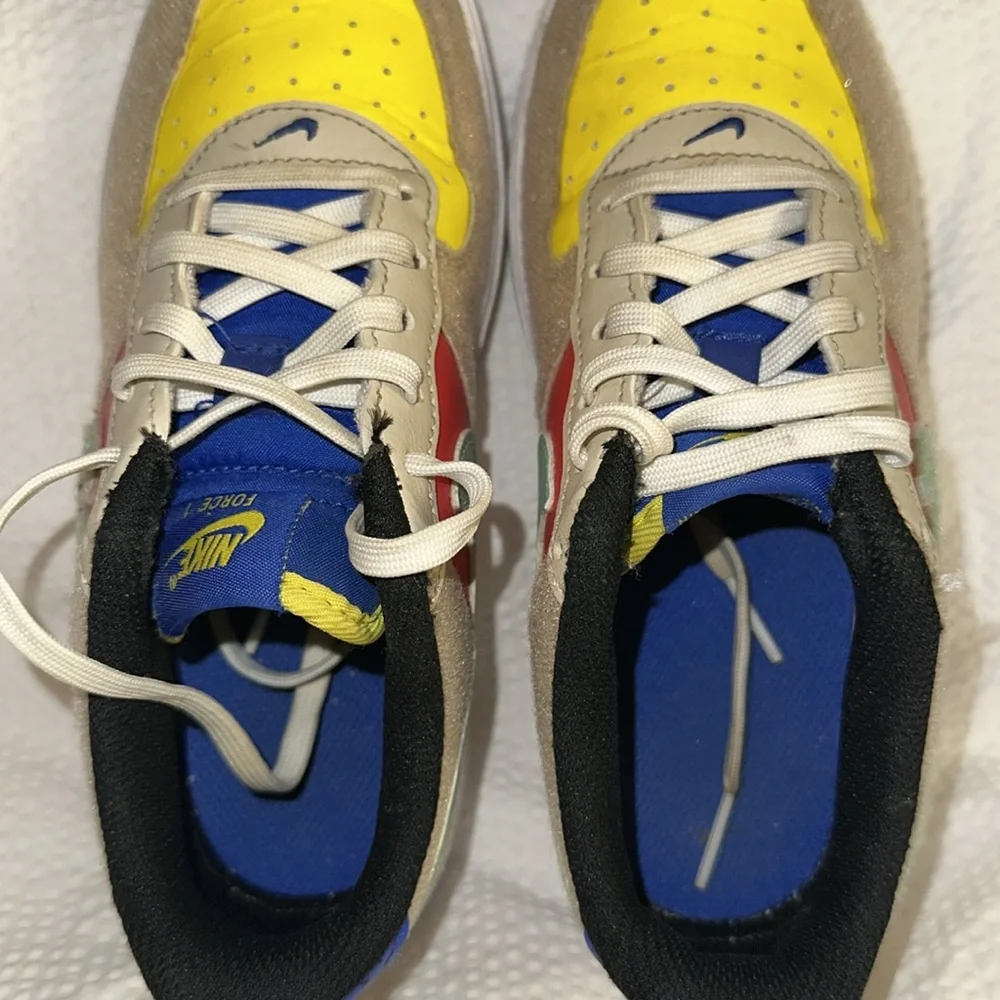 Nike excellent no