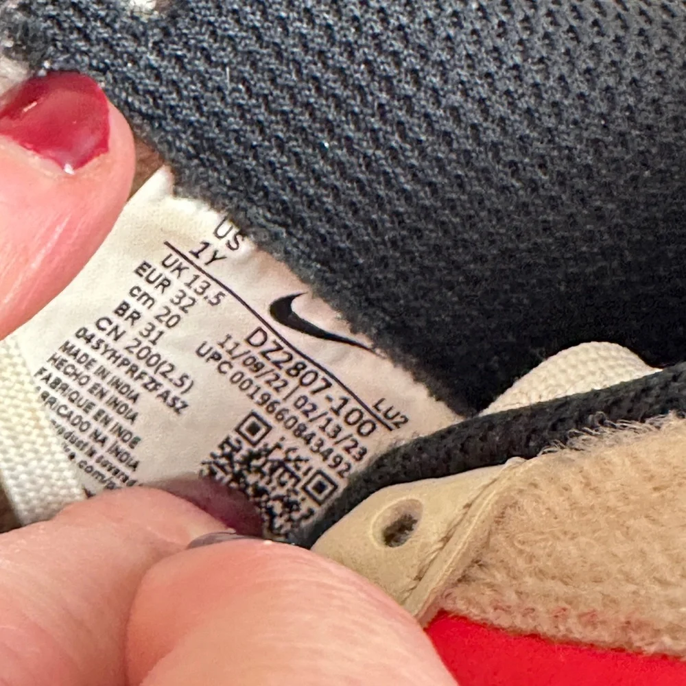 Nike excellent no