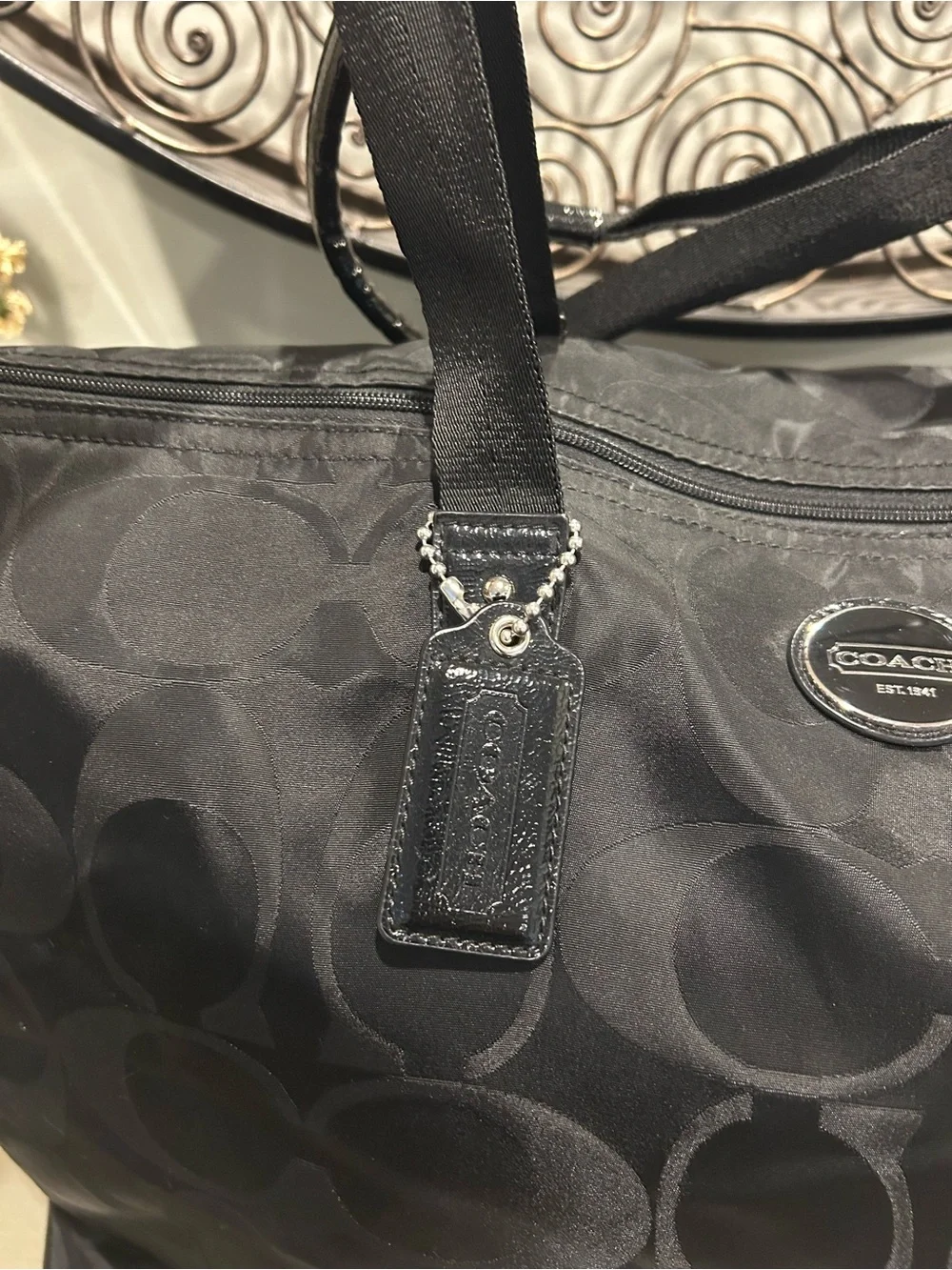 Coach roomy tote