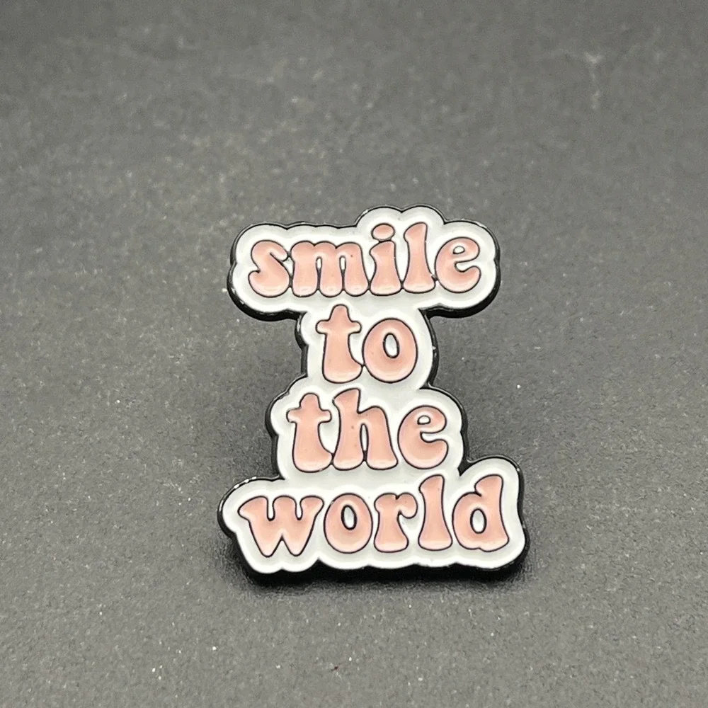 Smile To The World Lapel Hat‎ Pin