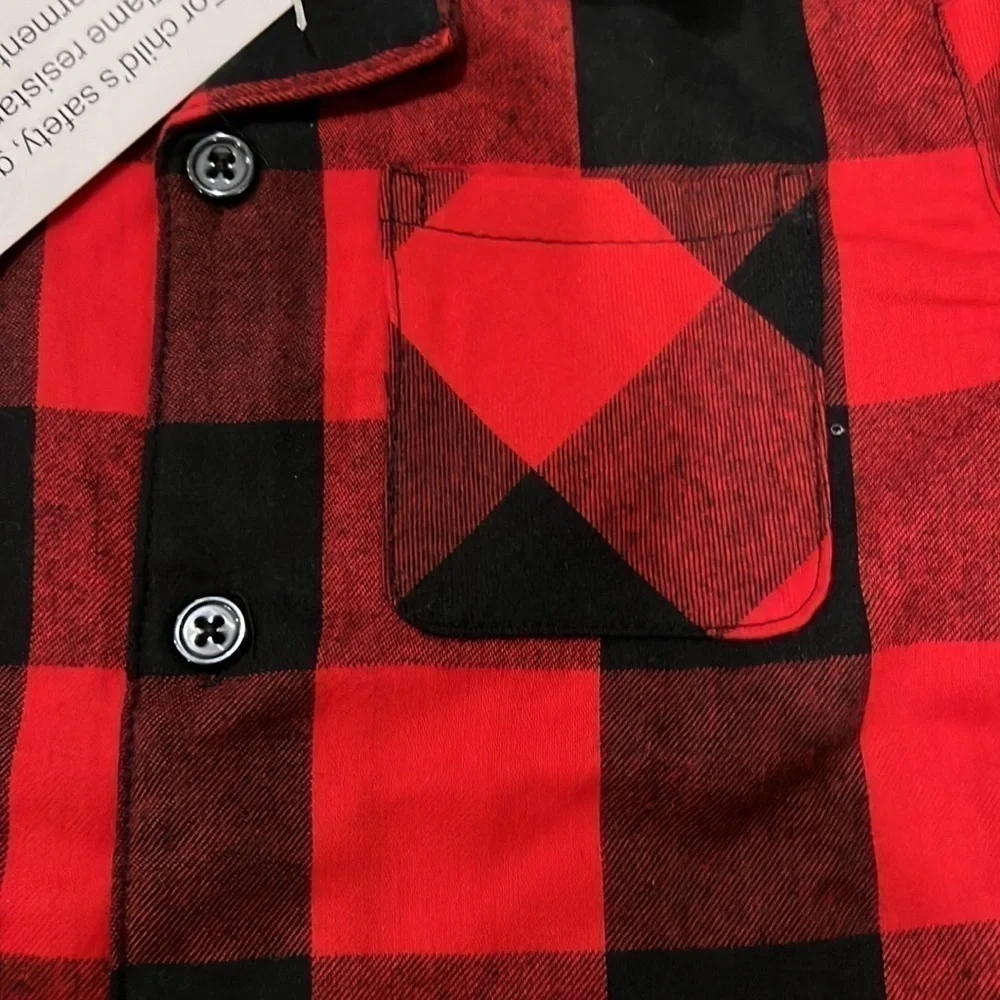 Old Navy red black