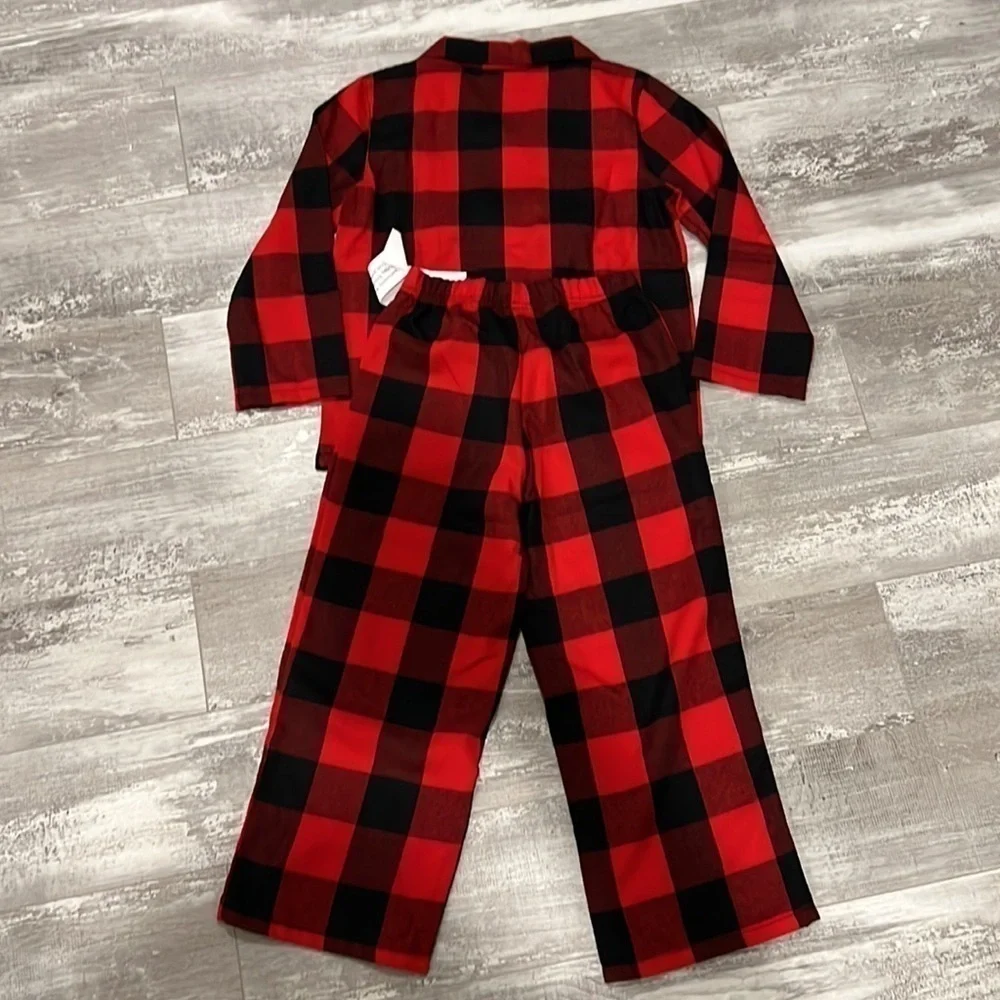 Old Navy red black