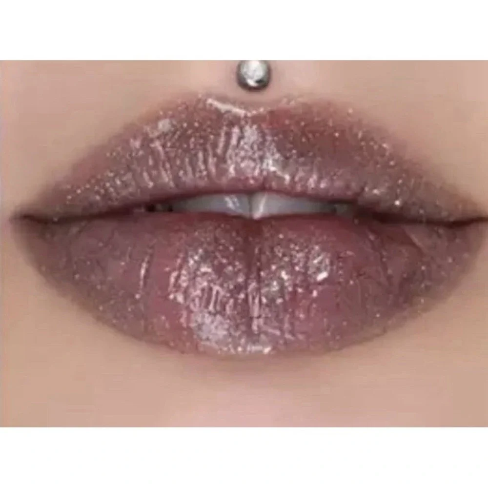 Jeffree Star Cosmetics The Gloss  Six Feet Under  Discontinued‎
