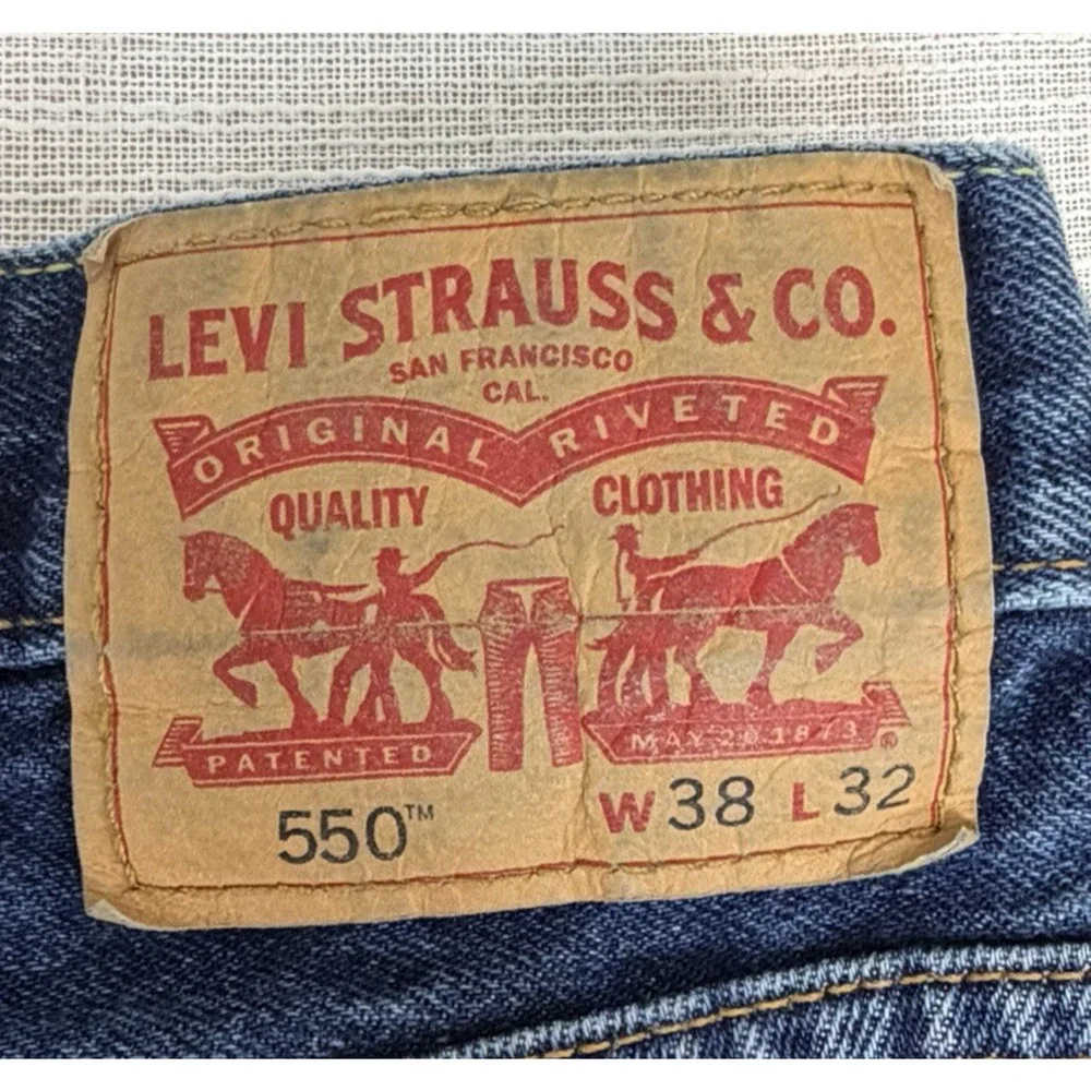 Levis levi 550