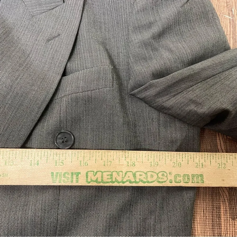 VTG DOUBLE BREASTED Yves Saint Laurent Mens 42R Gray Double Breasted Peak Blazer