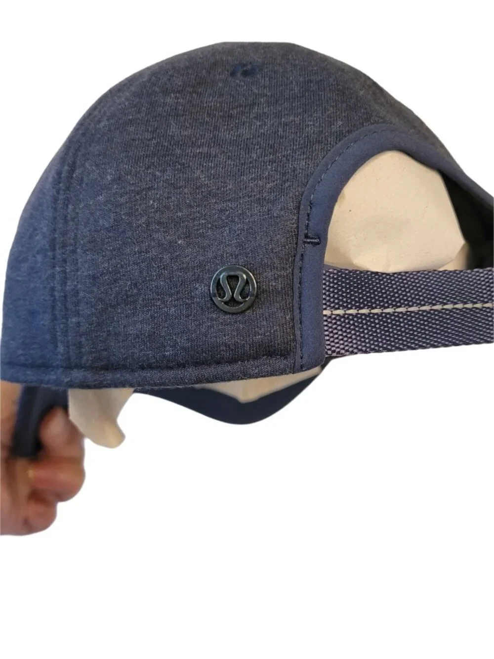 lululemon athletica excellent no