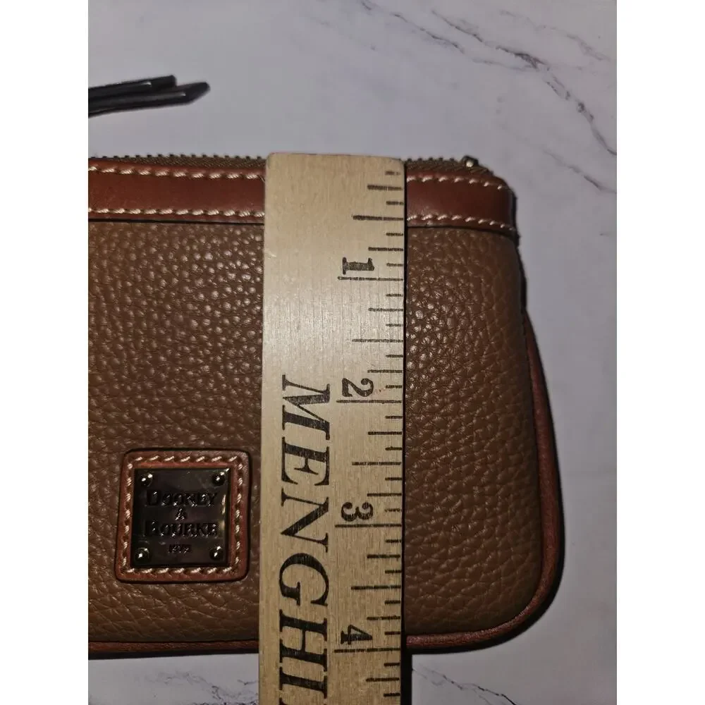 Dooney & Bourke nwot dooney