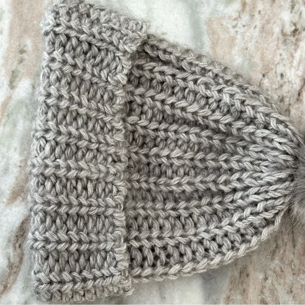 H&M grey knit