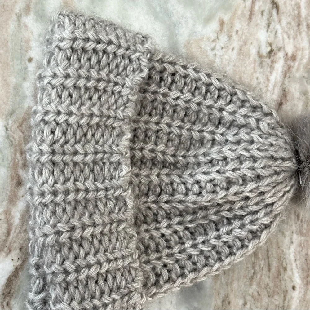 H&M grey knit