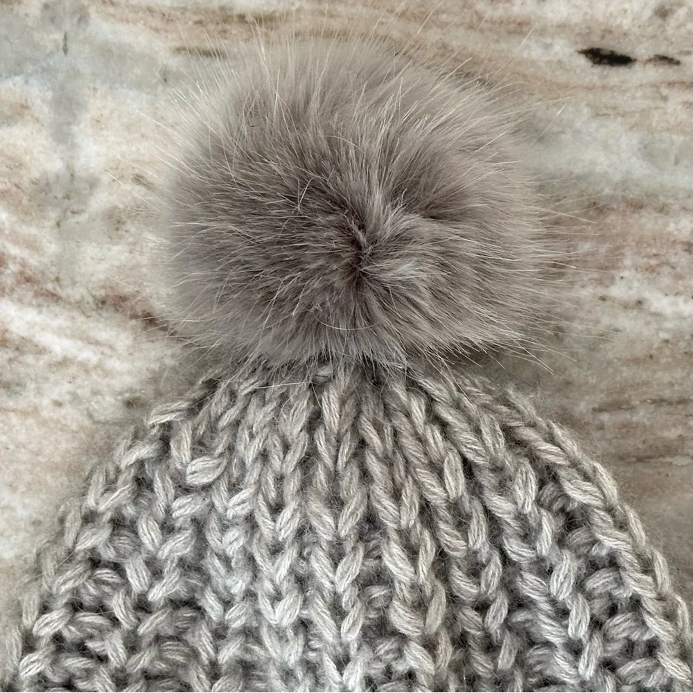 H&M grey knit