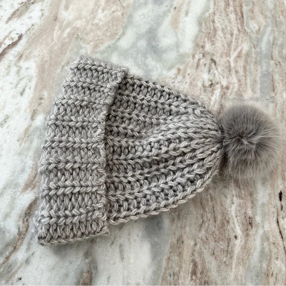 H&M grey knit