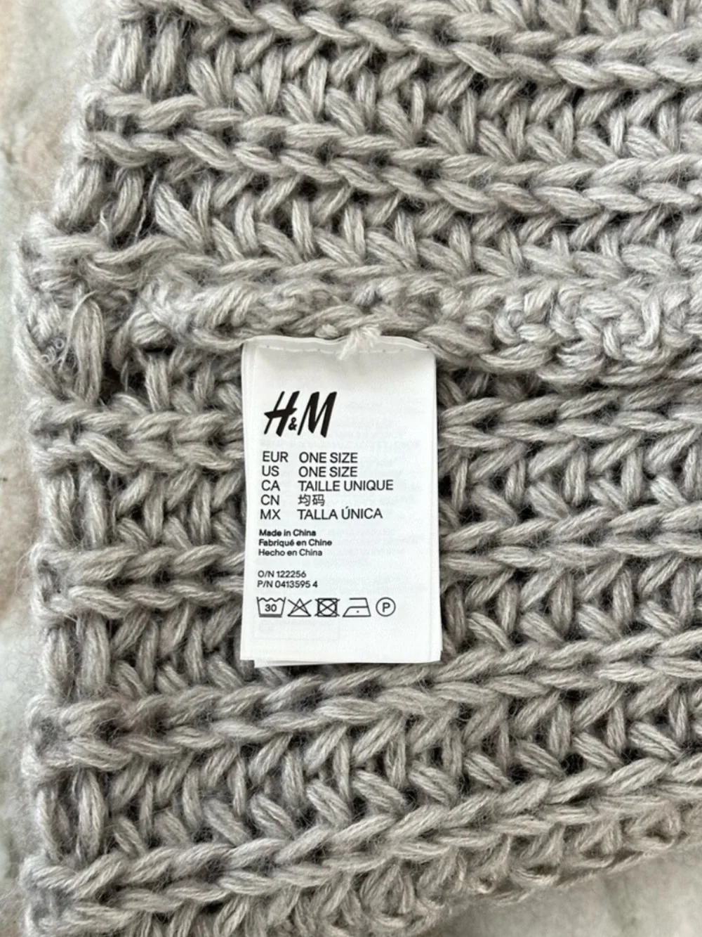 H&M grey knit