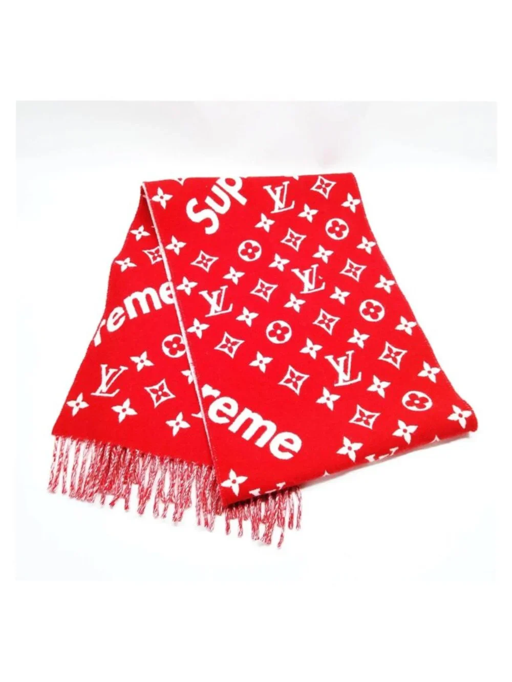Louis Vuitton white signs material