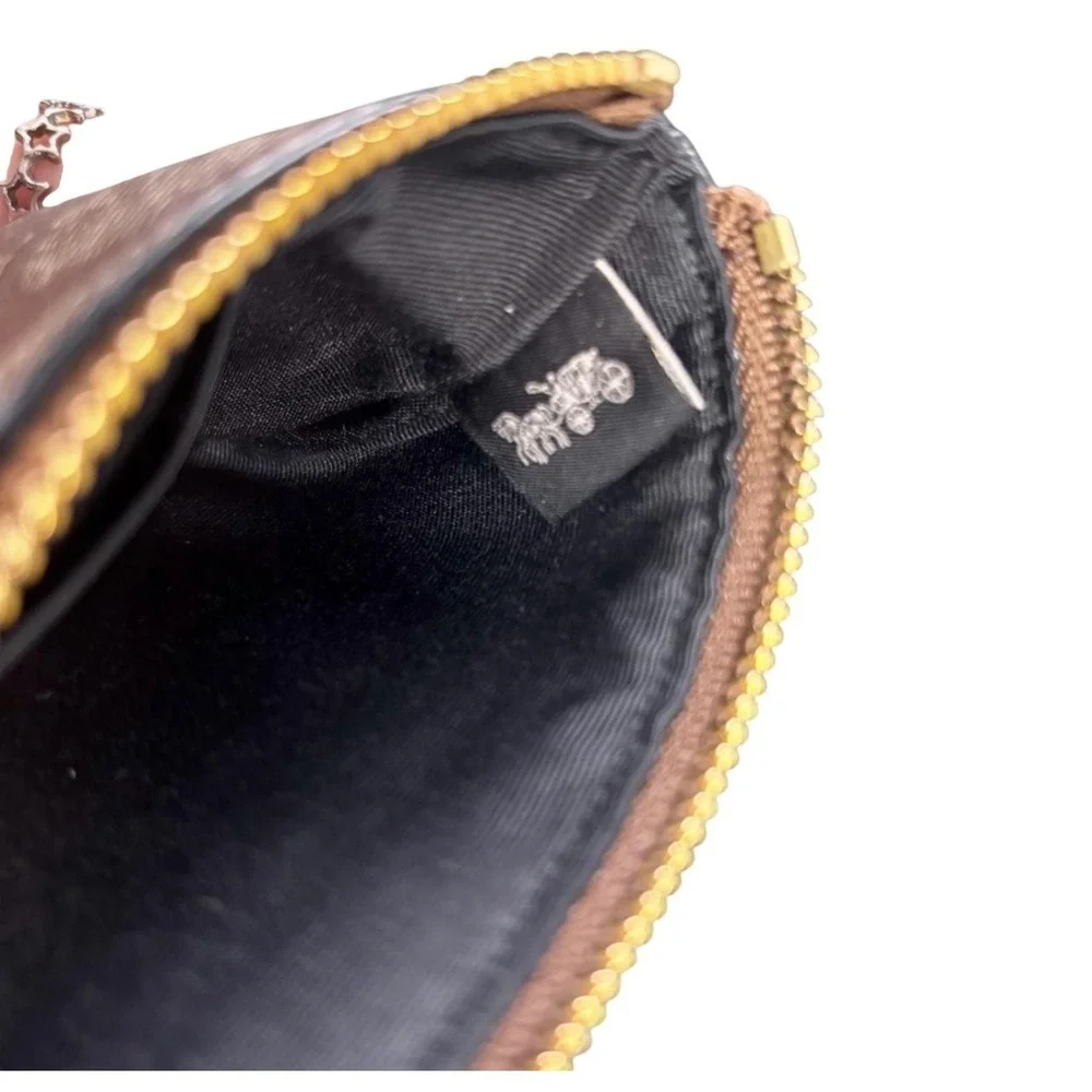 Coach signature canvas