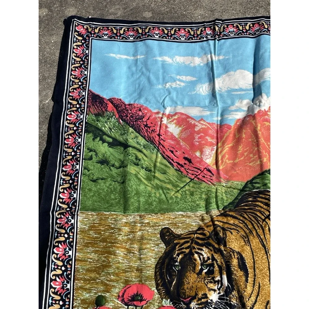 N/A tiger design