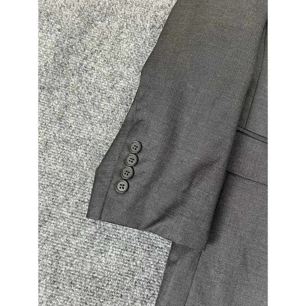 Brooks Brothers up sale
