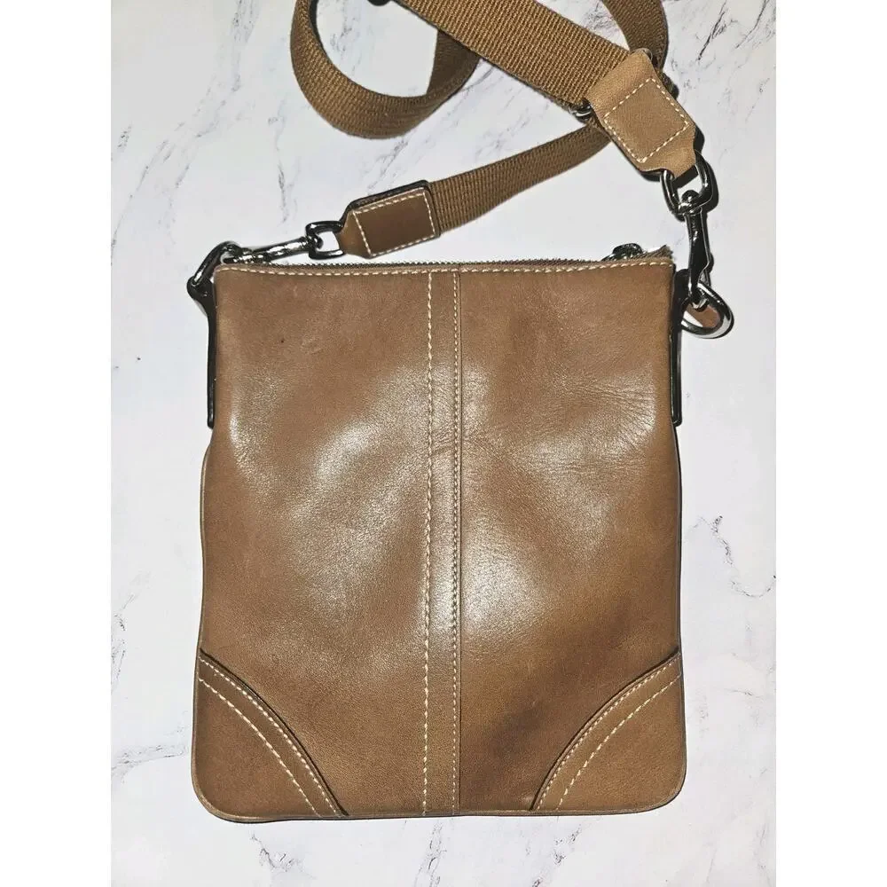 Coach vintage crossbody