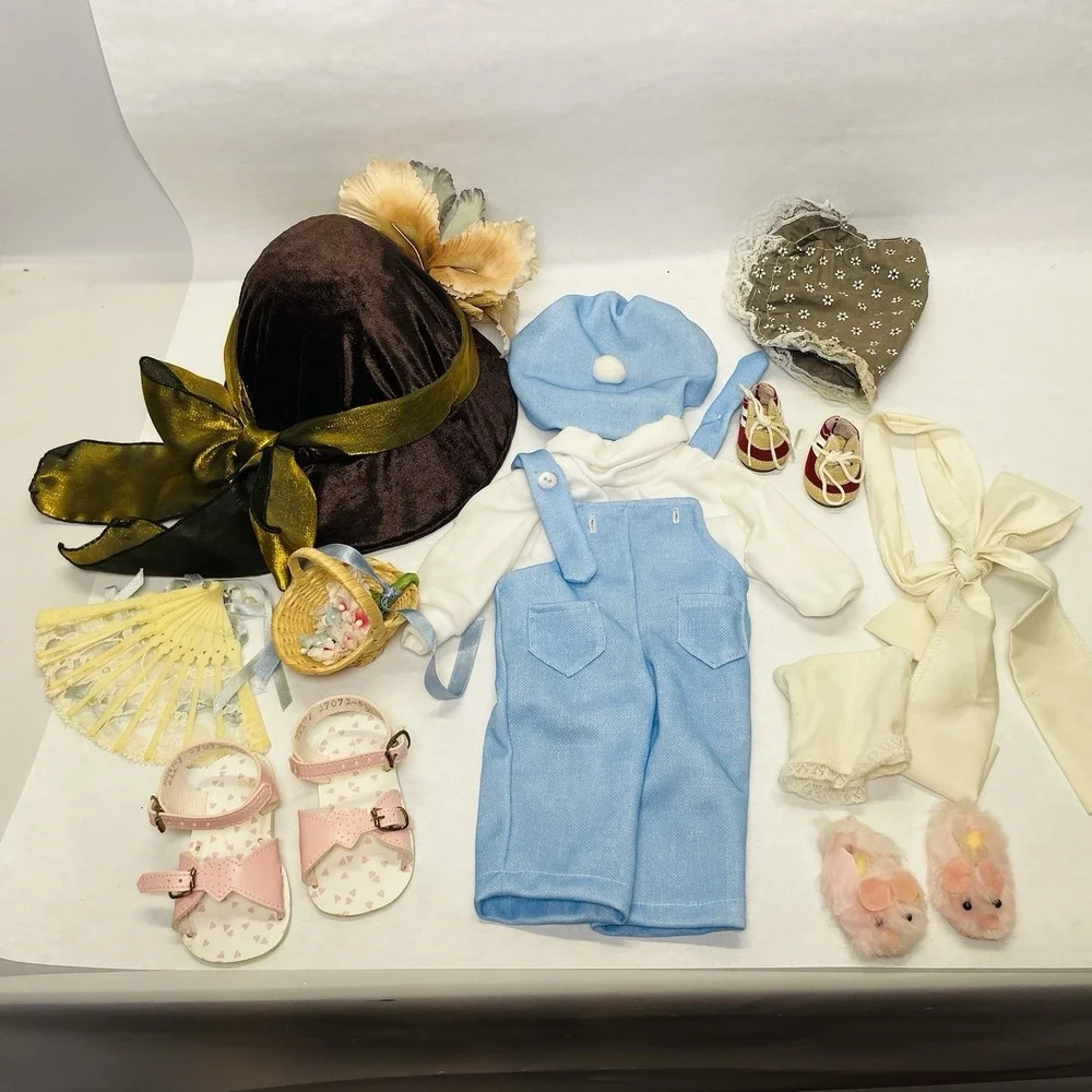 VTG AMERICAN GIRL DOLL CLOTHES & Other Doll ACCESSORY LOT  BLUE PANTS‎ & Hat