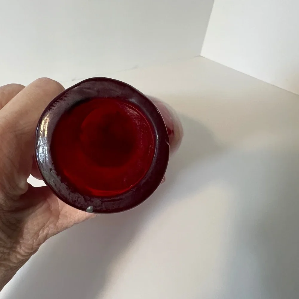 N/A vibrant red