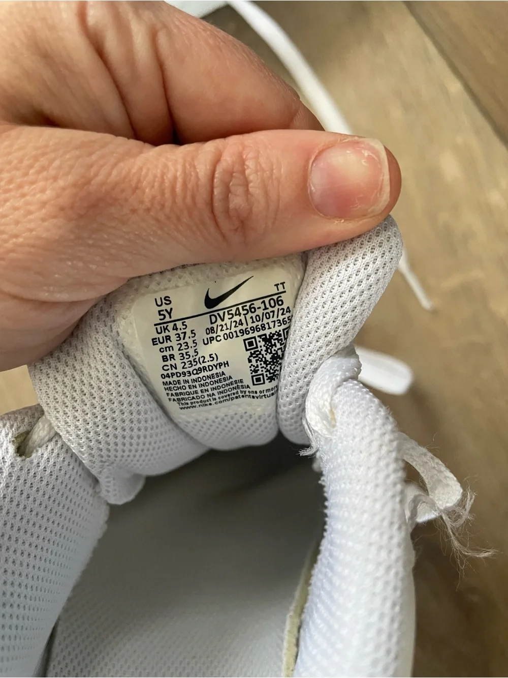 Nike White Youth Low Top Sneakers
