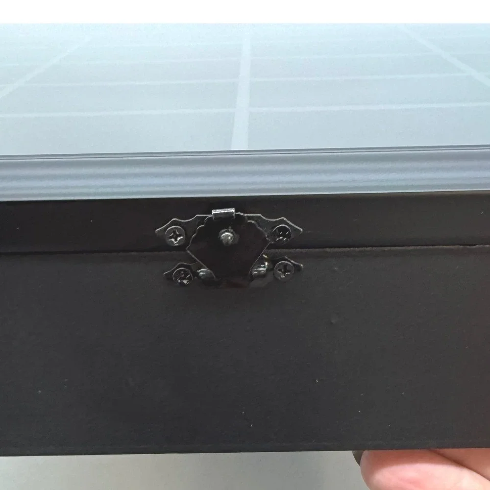 Gallery Solutions this item