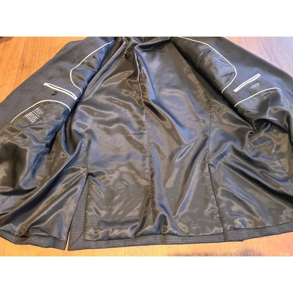 Kenneth Cole kenneth cole
