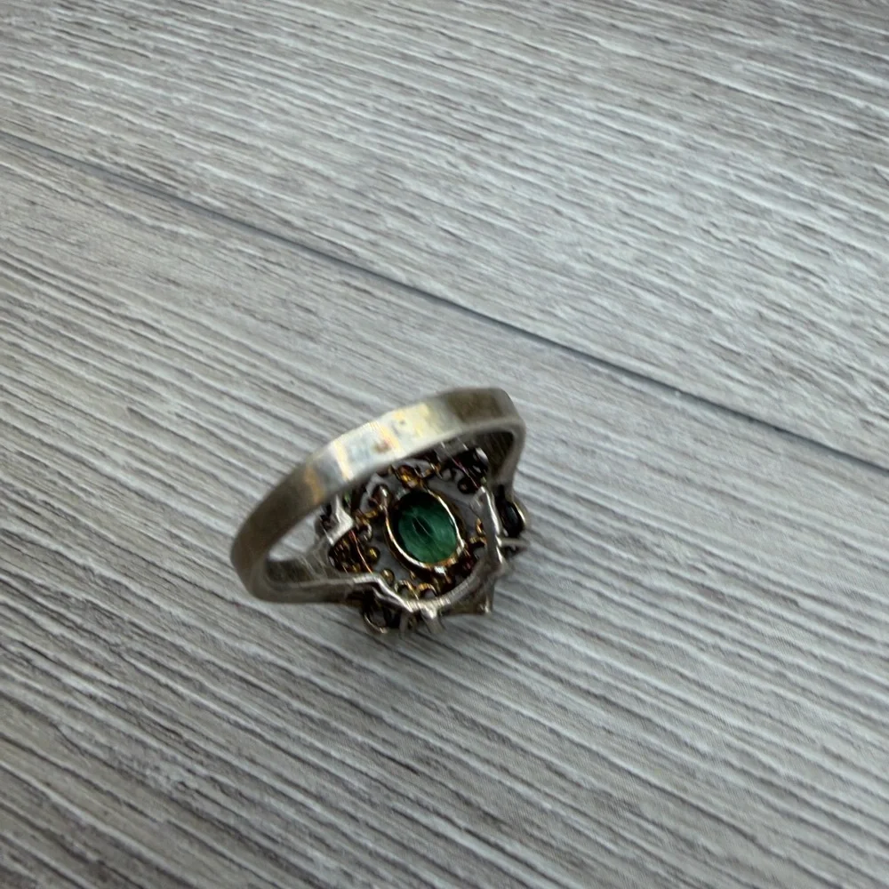 N/A band gemstone elegance