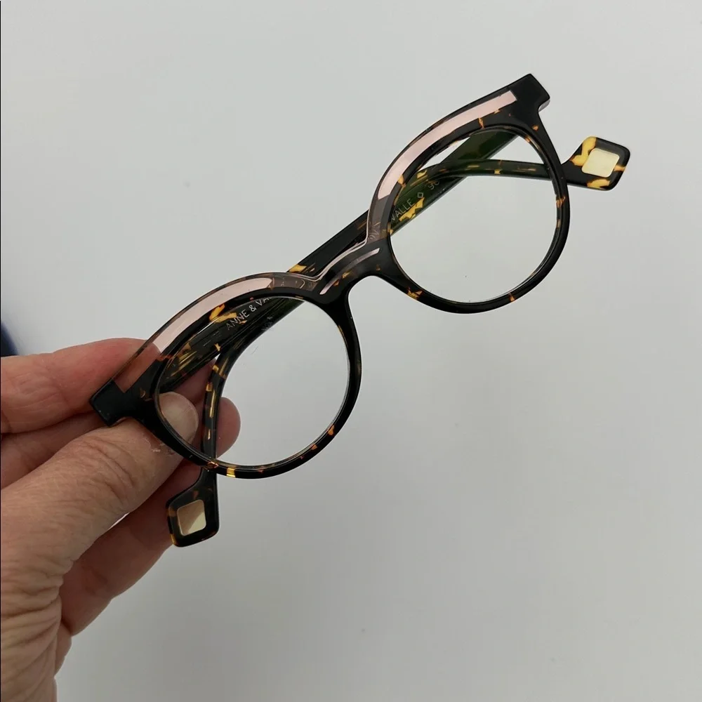 Anne Et Valentin frame model