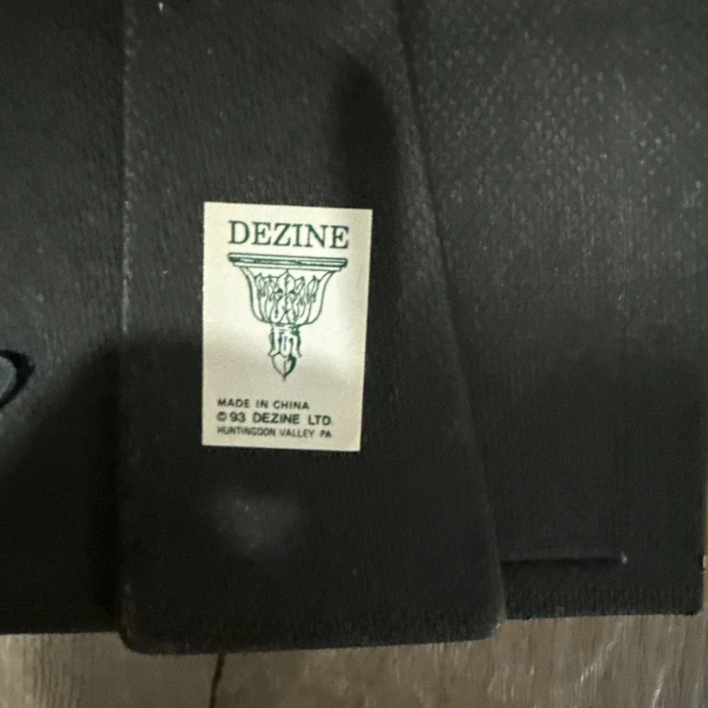 N/A vintage dezine