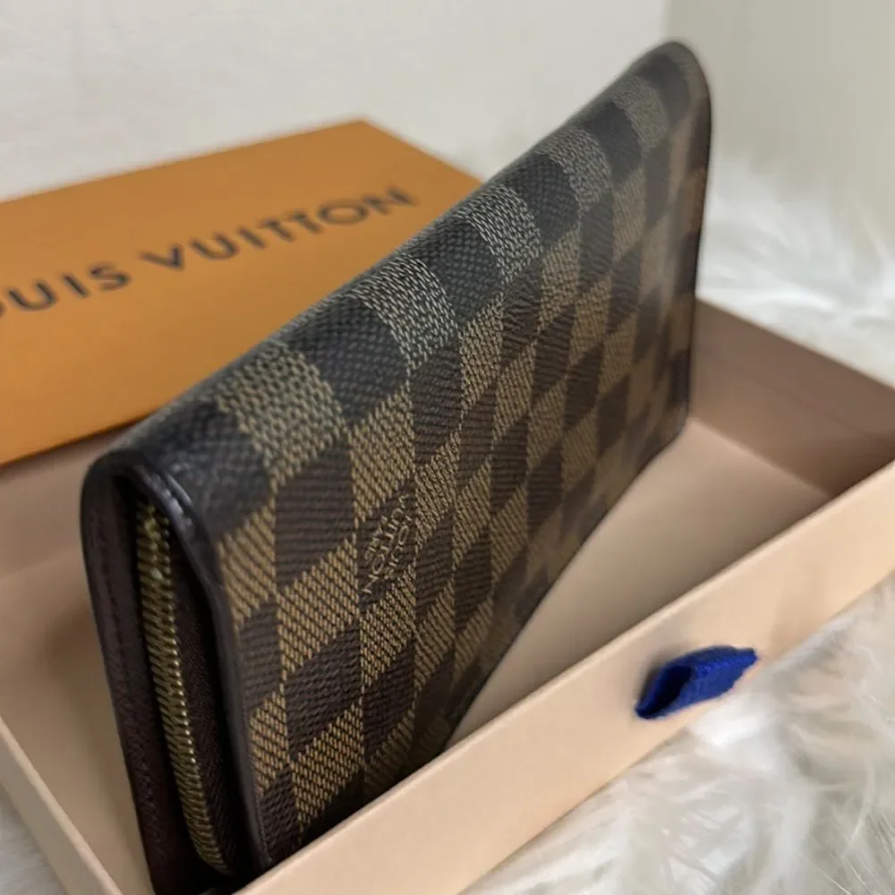 Louis Vuitton preloved louis