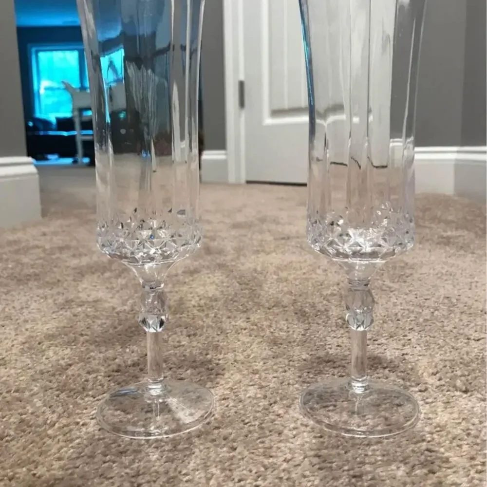 N/A set plastic