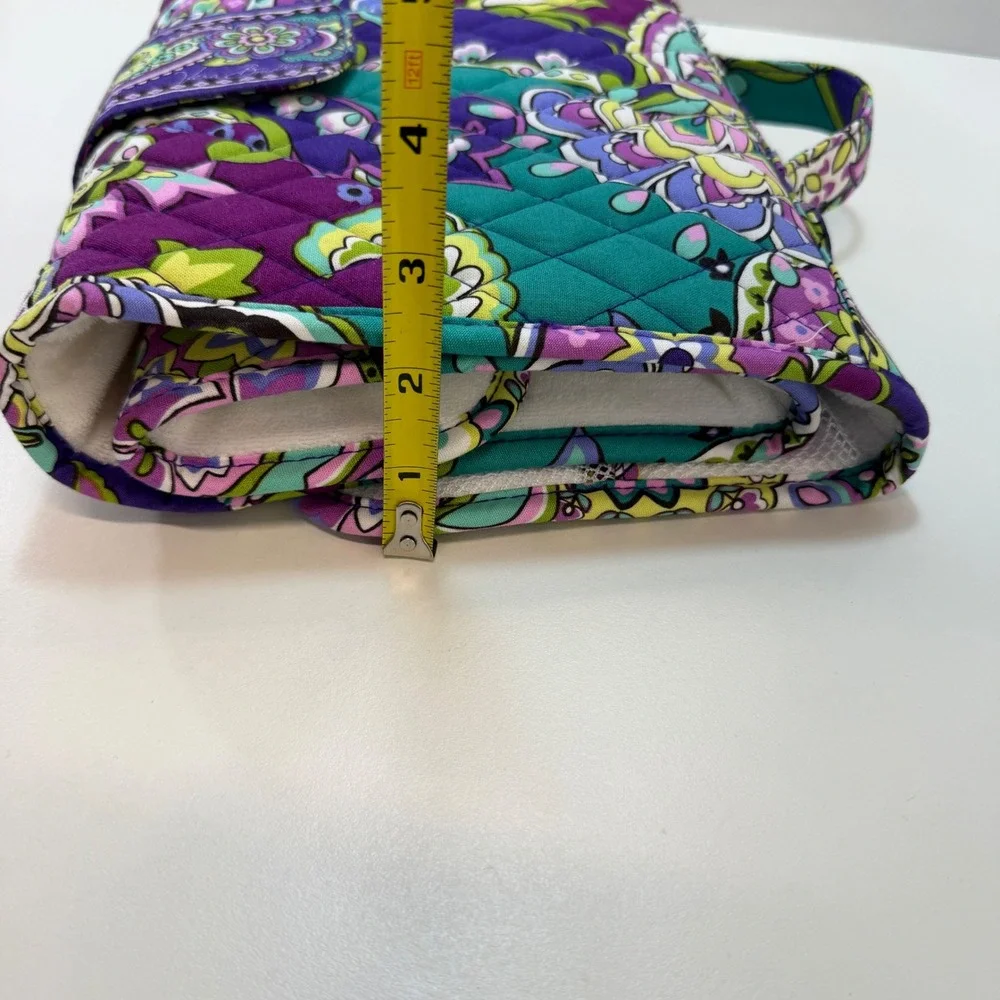 Vera Bradley excellent pre