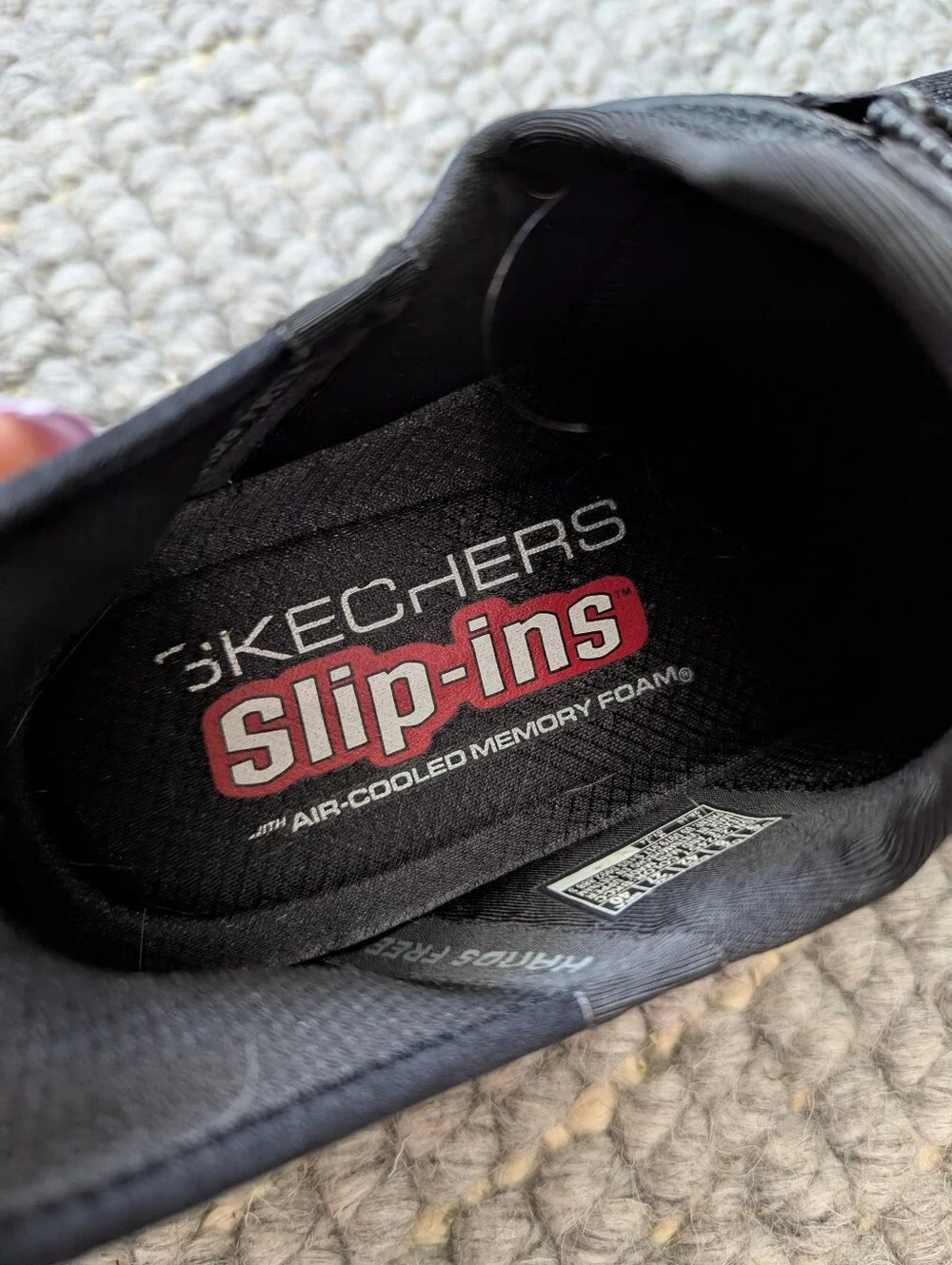 Skechers slip sneakers