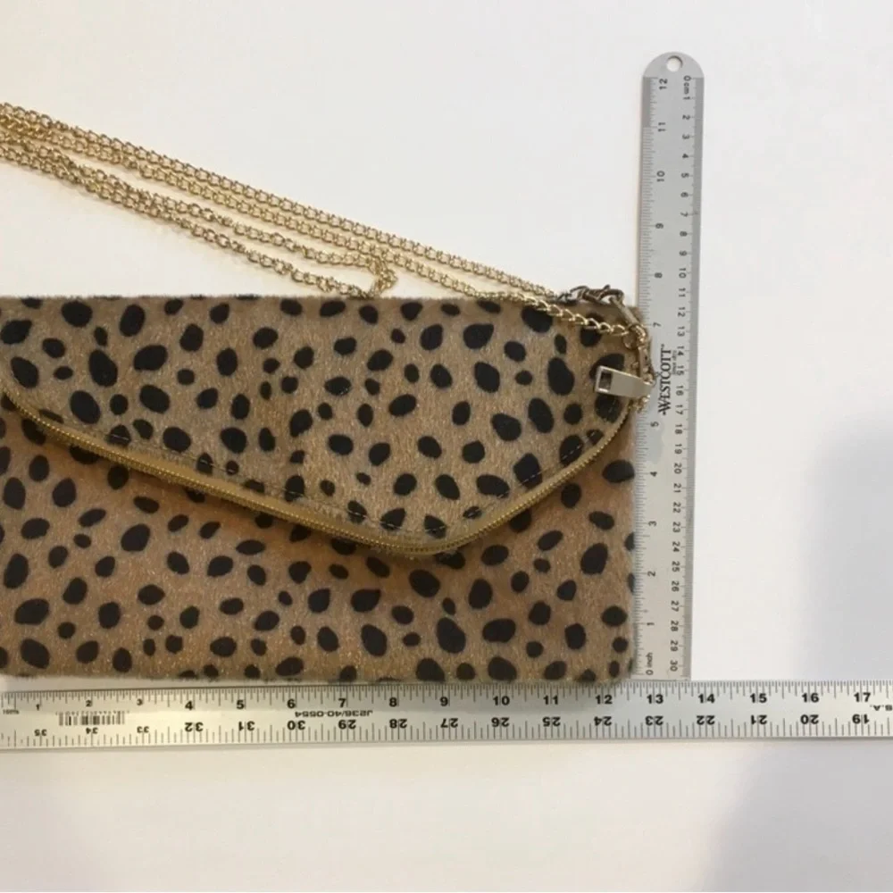 N/A stylish leopard