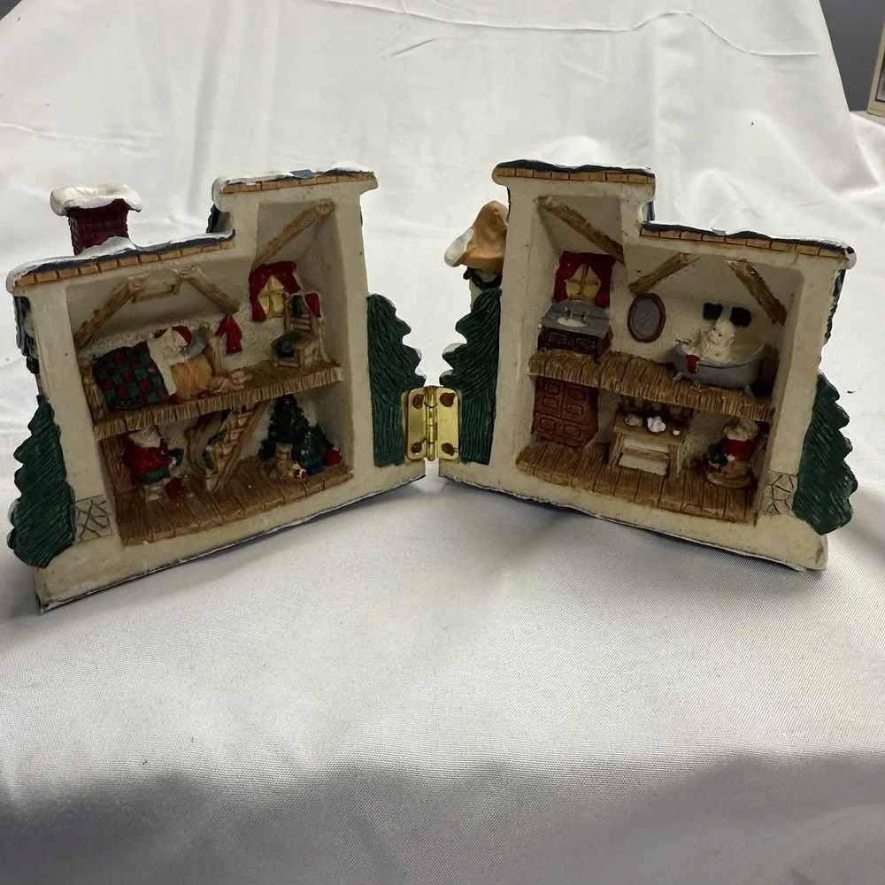 Vintage Reindeer Run Collectibles Christmas Resin Hinged House‎ Santa Elves 1993