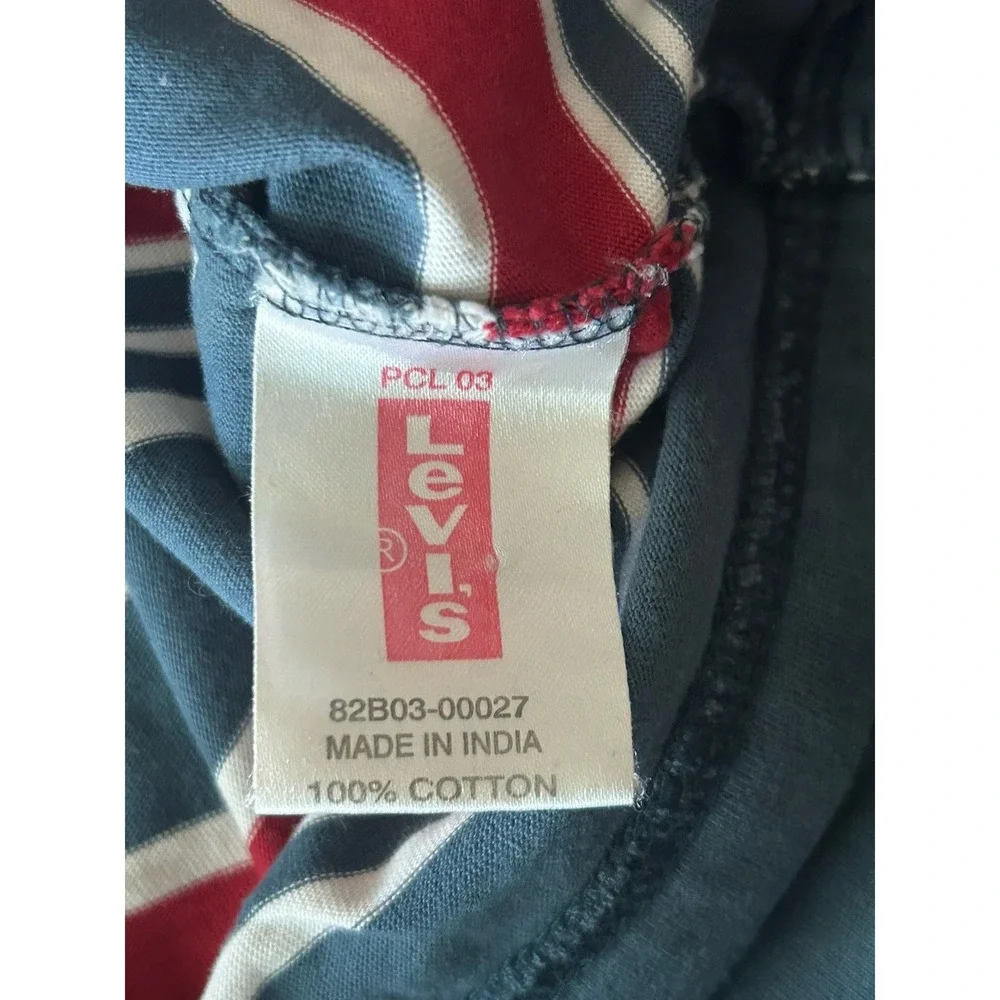 Levis elevate your