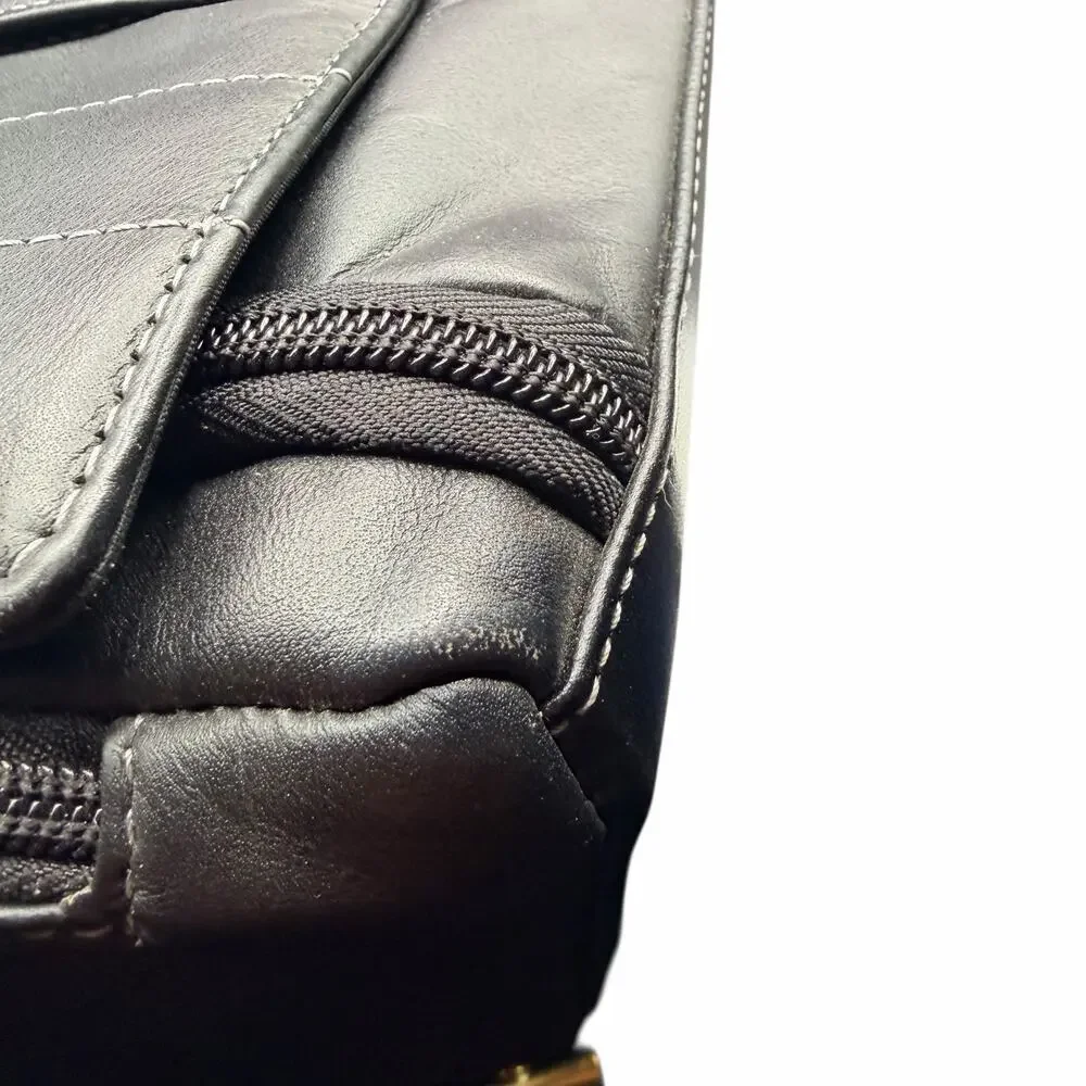 Kenneth Cole Reaction Black Leather Messenger Laptop Bag Crossbody