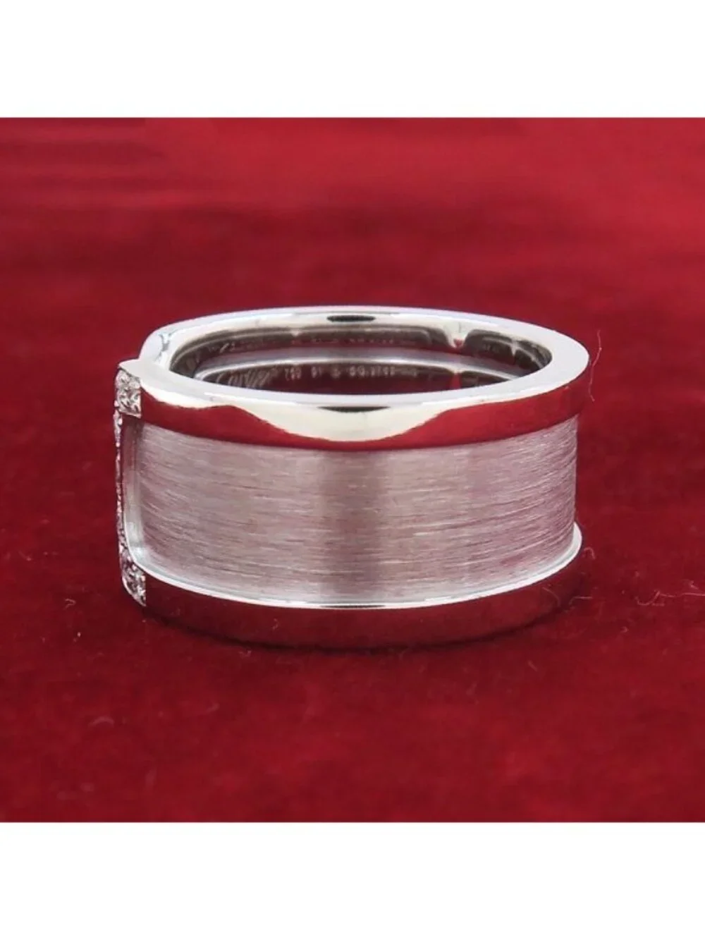 Cartier brand size