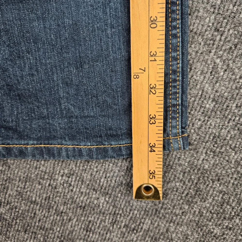 Levis measurements waist