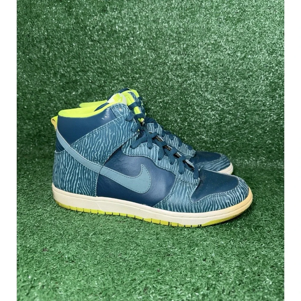 Nike Dunk‎ High Mens 10 Womens 11.5 Blue Skate Shoes Athletic Casual Sneakers