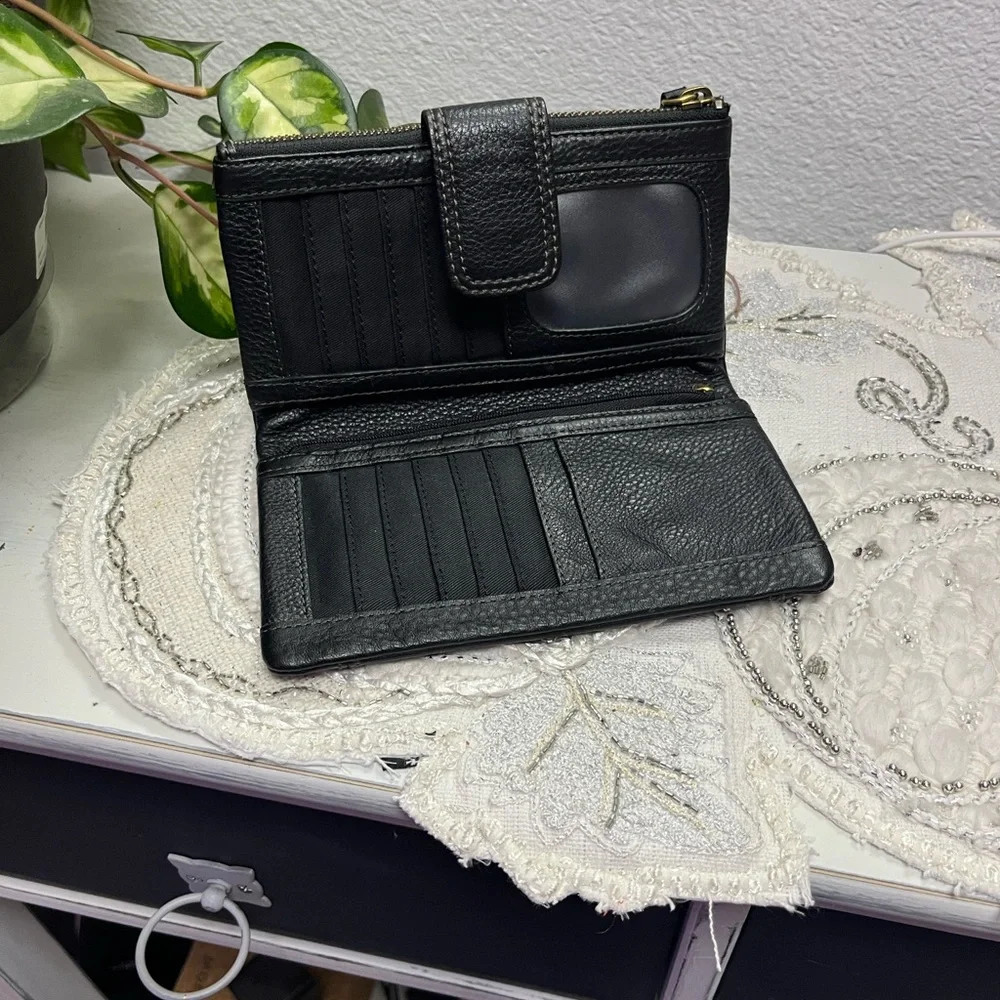 Fossil elegant wallet