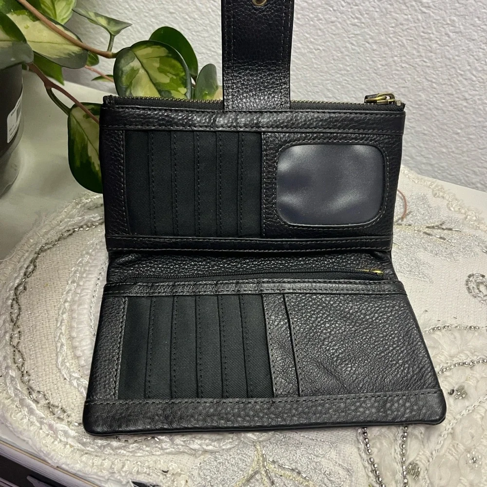 Fossil elegant wallet