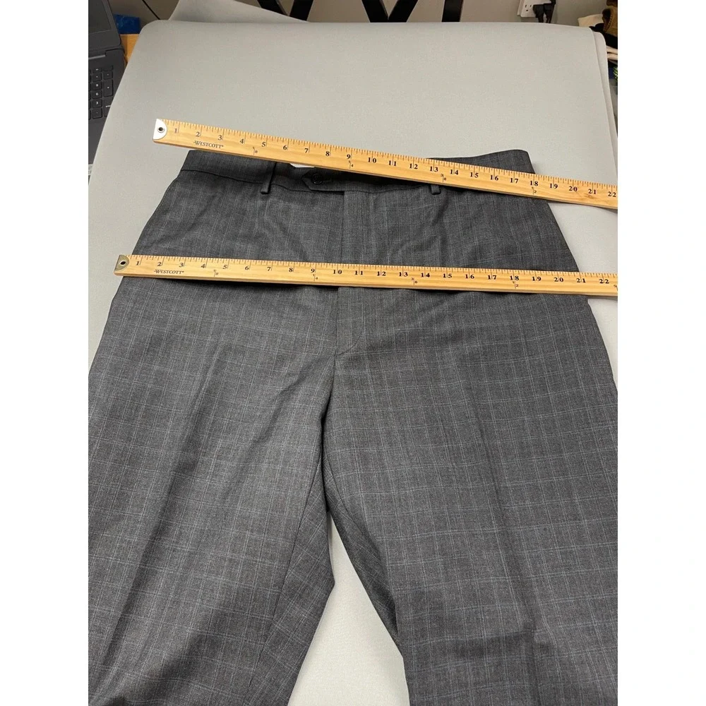 Jos. A. Bank Travelers Collection Mens Windowpane Plaid 100% Wool Suit 44L 37x31