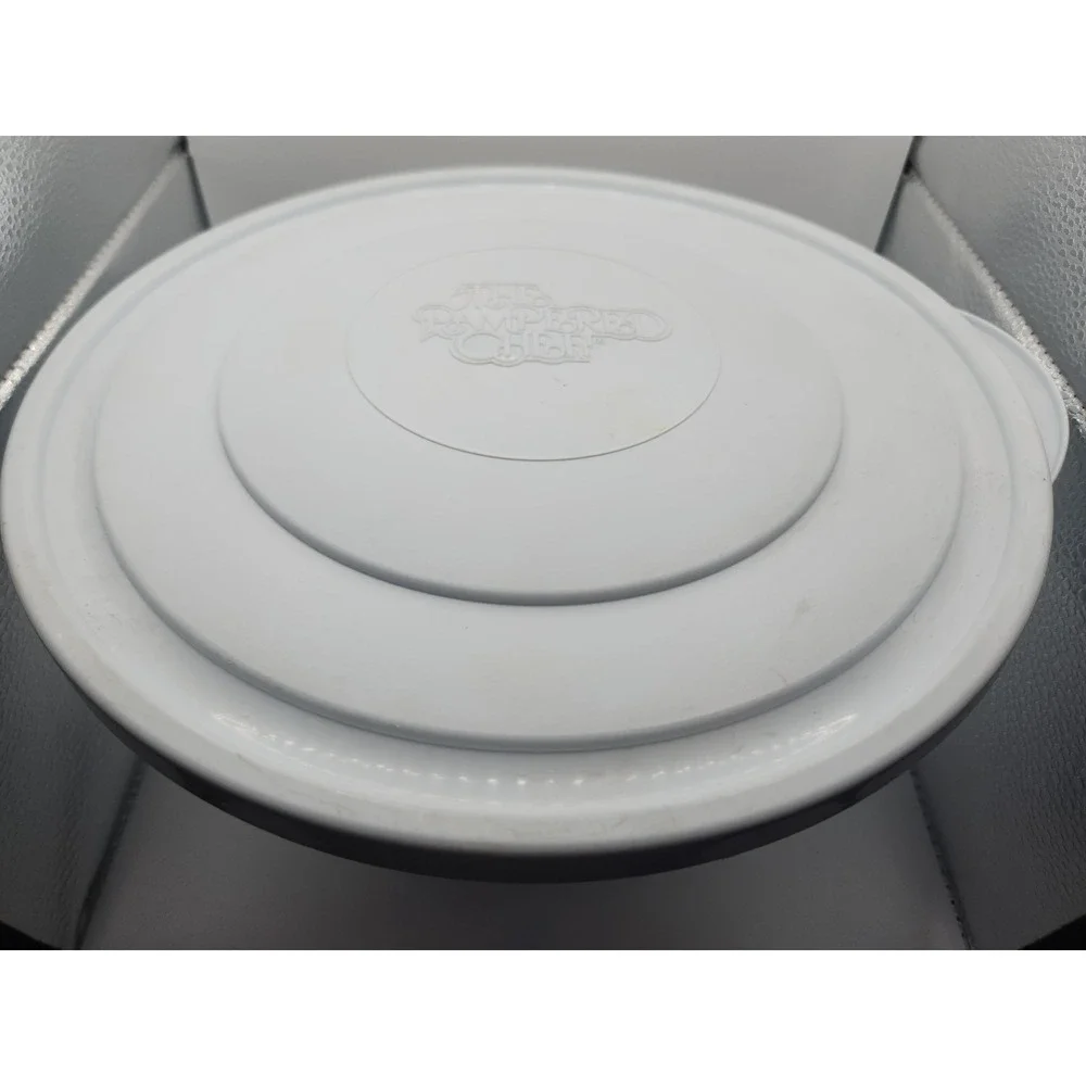 Pampered Chef  Large 10