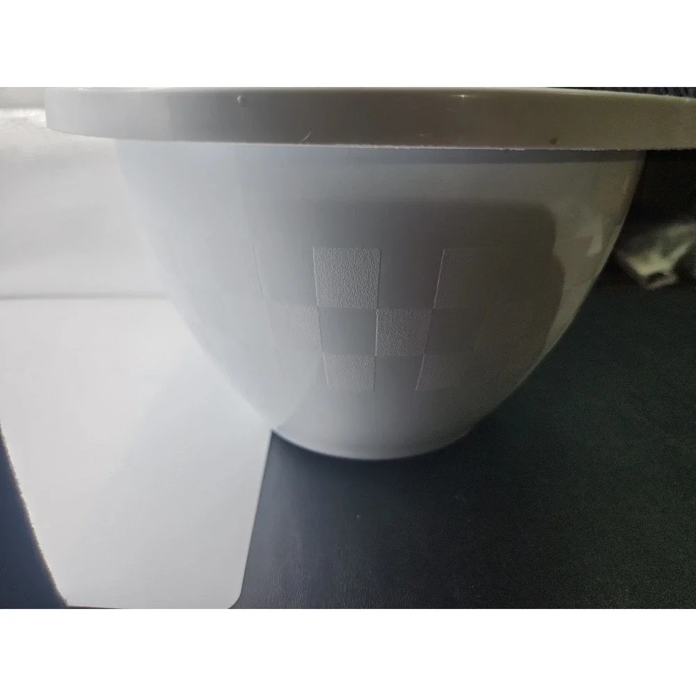 Pampered Chef  Large 10