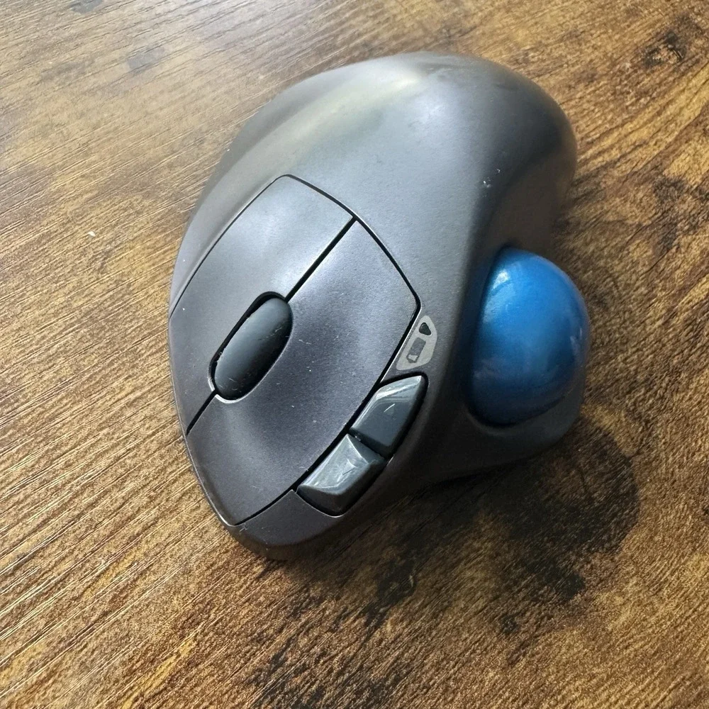 Logitech Trackman Logi M570 Wireless Trackball Mouse &‎ USB Receiver